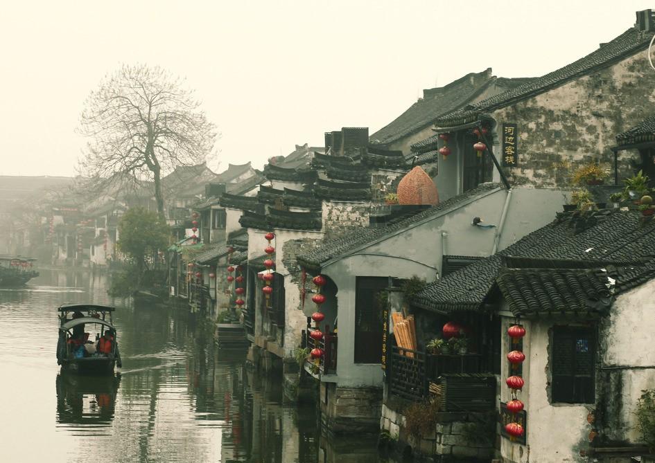 不知道怎么与上级搞关系,上级好像不太喜欢我,与上级沟通难度大,应不应该换个好工作?- 机智问答,聪明解惑